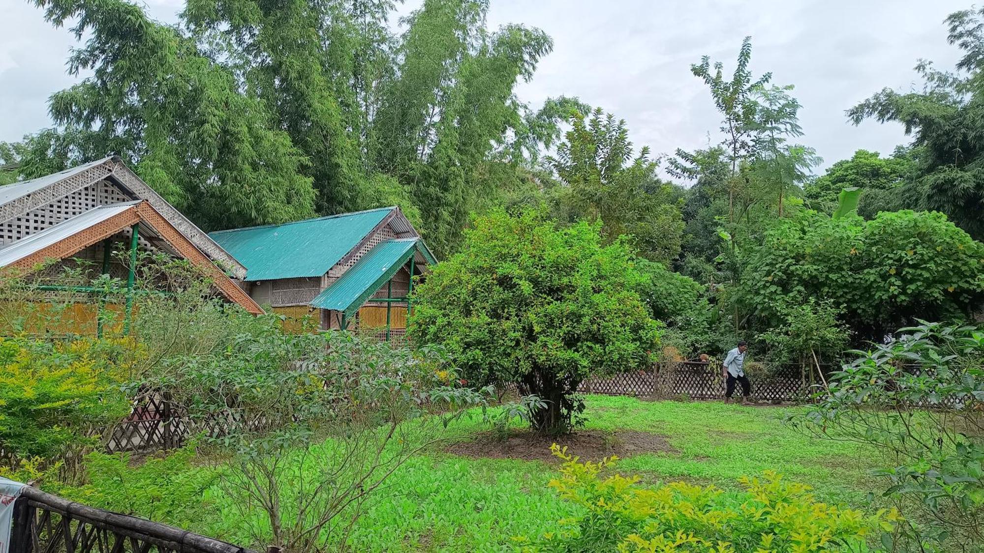 Jyoti Home Bamboo Garden Lodge Majuli Exterior foto